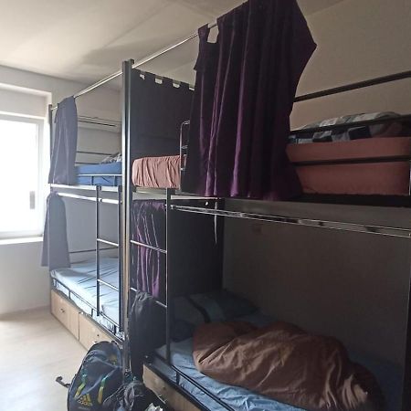 Newborn Comfort Hostel The Biggest Hostel Of Town With Best Location พริสตีนา ภายนอก รูปภาพ