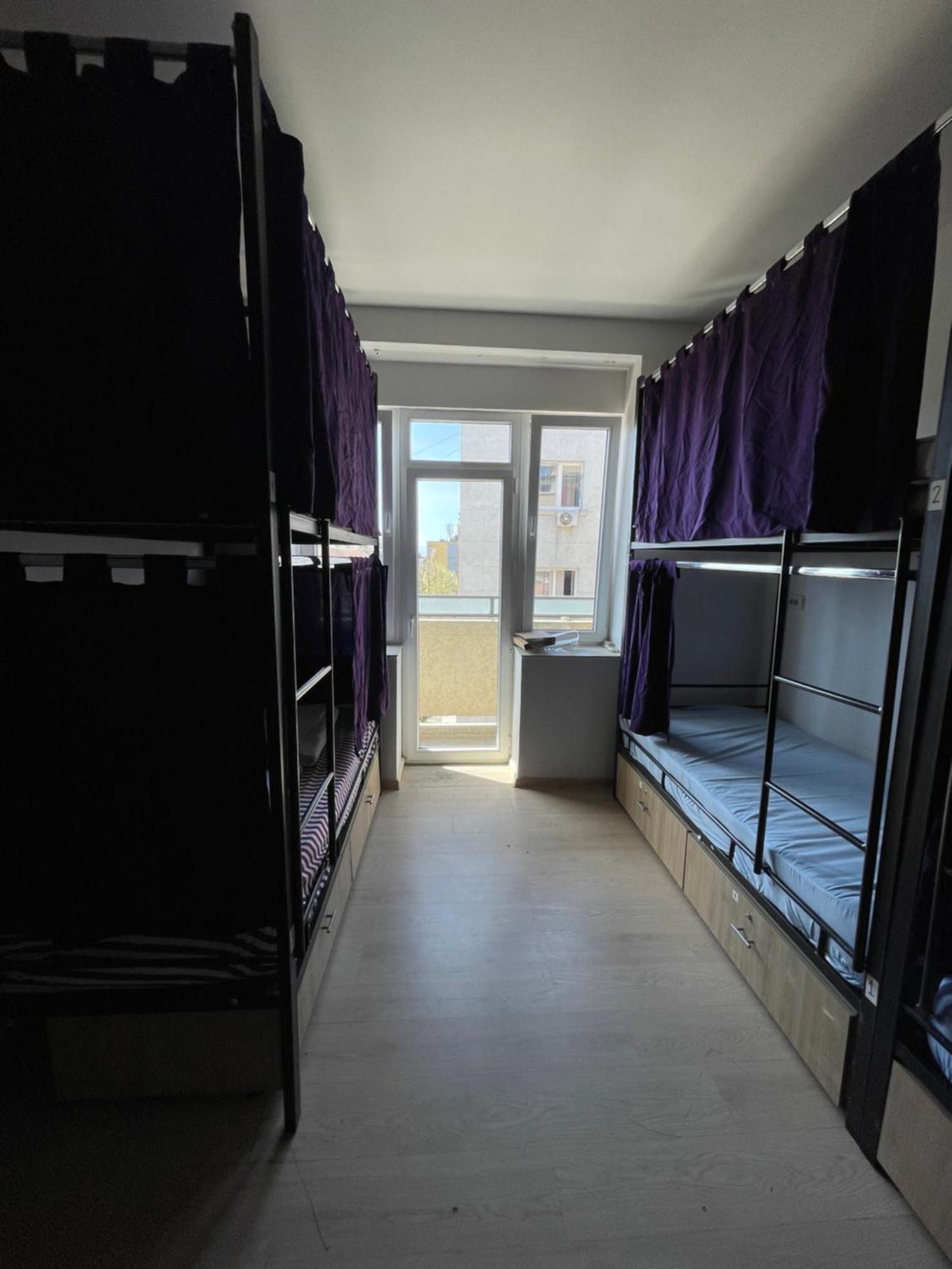 Newborn Comfort Hostel The Biggest Hostel Of Town With Best Location พริสตีนา ภายนอก รูปภาพ