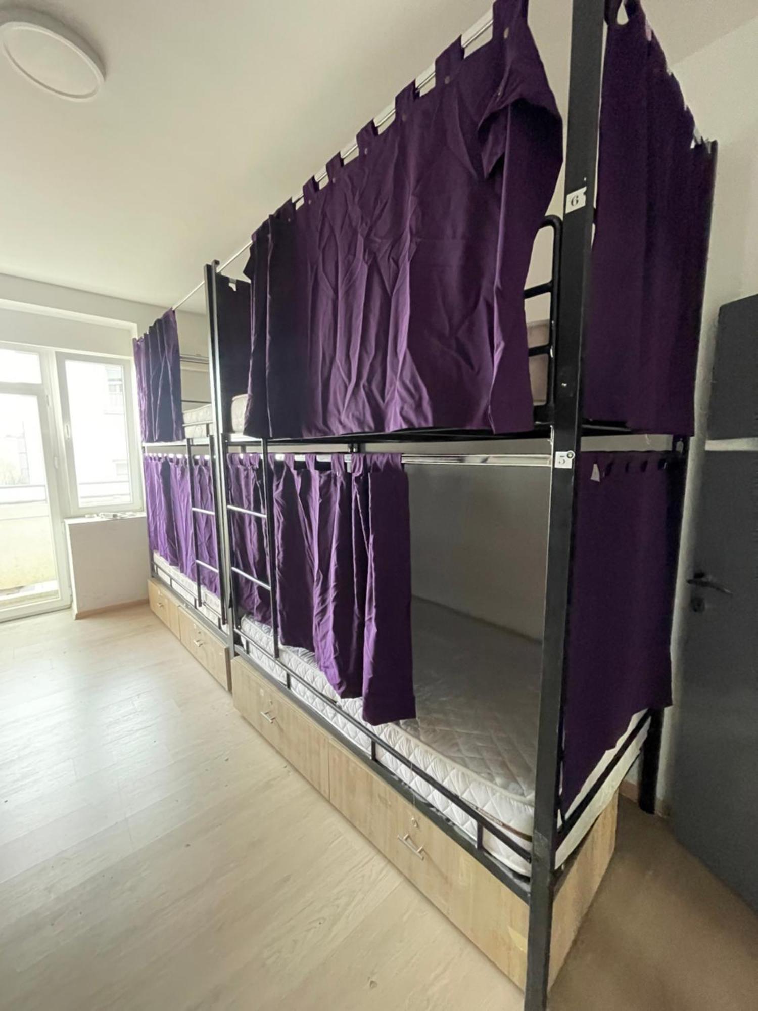 Newborn Comfort Hostel The Biggest Hostel Of Town With Best Location พริสตีนา ภายนอก รูปภาพ